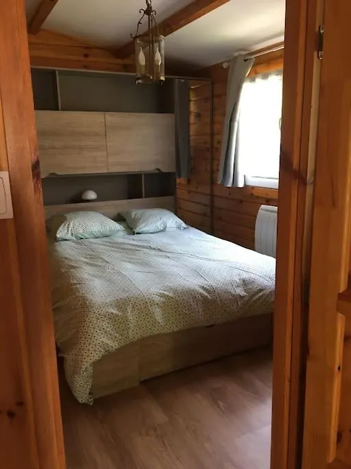 Les Ricoux Apartment Montfroc