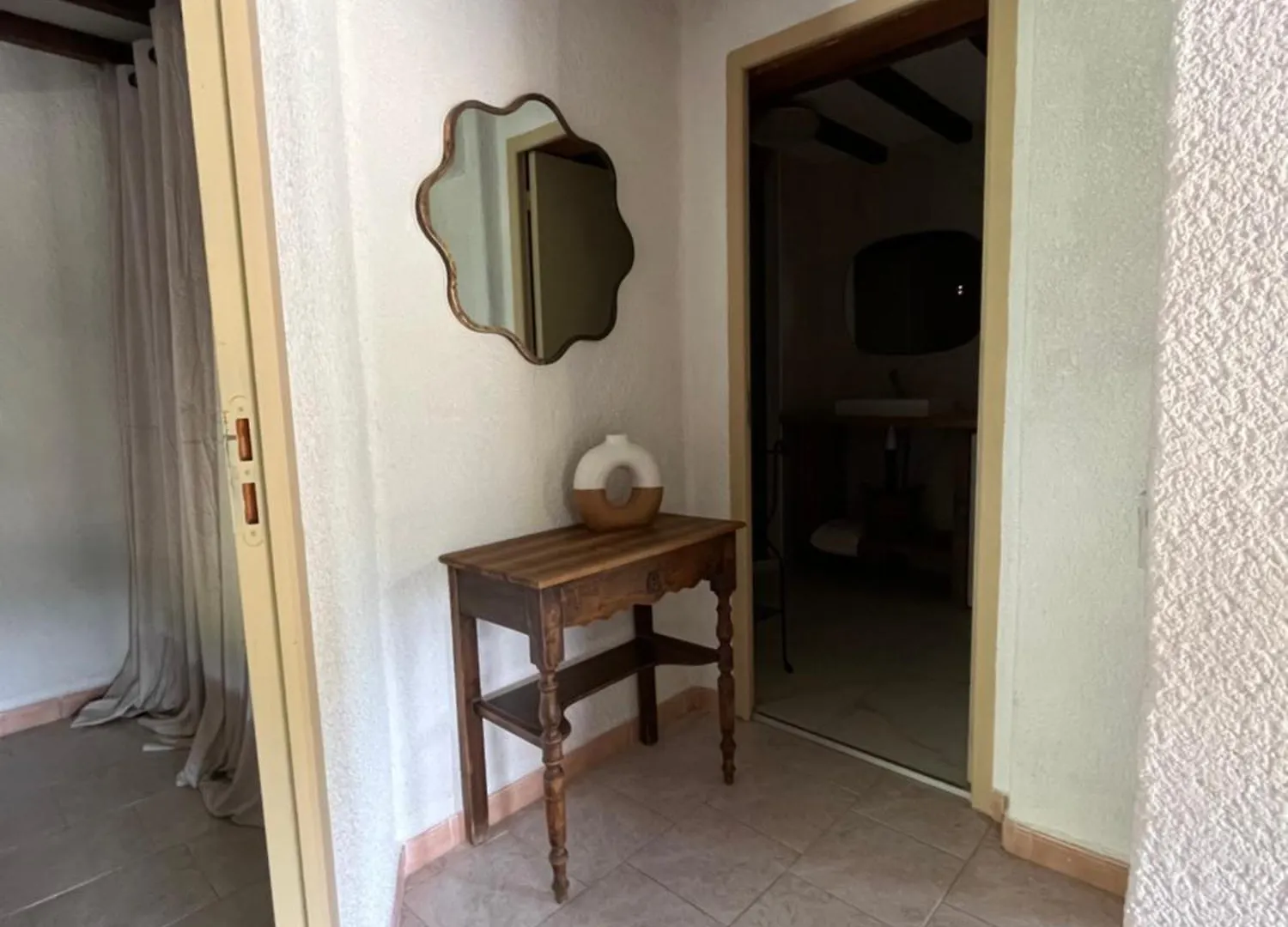 Les Ricoux Apartment Montfroc