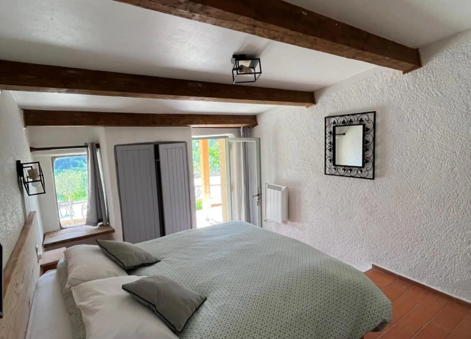 Les Ricoux Apartment Montfroc