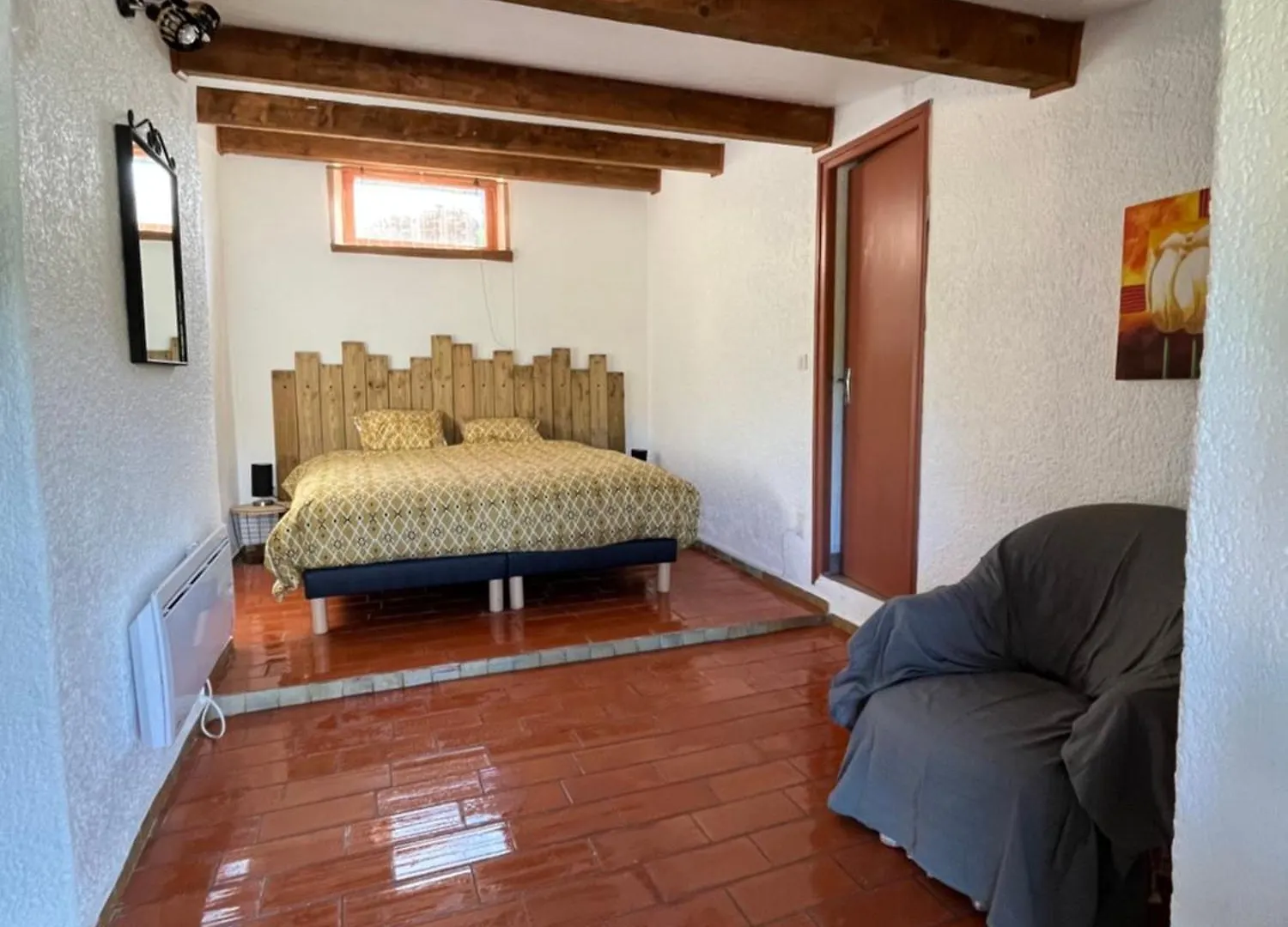 Les Ricoux Apartment Montfroc